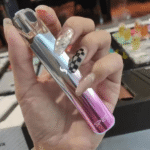SP2S Pro 國際版換彈式電子煙主機 | 450mAh LED呼吸燈條 | 6-8W兩檔功率 Type-C快充 | 9色可選 通配一代煙彈：圖片 2